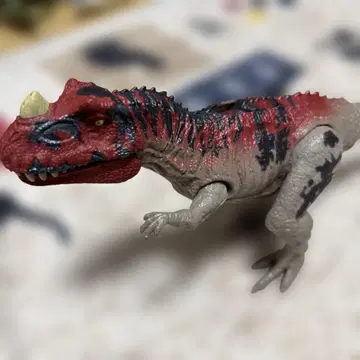 마텔 쥬라기 월드 케라토사우루스