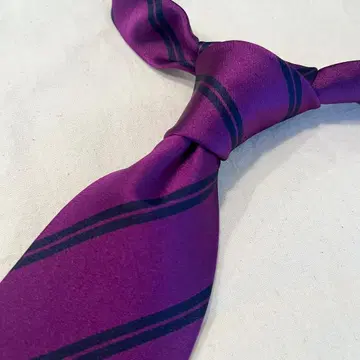 [폴스미스다운 멋진 배색 미사용 거의 새상품] 레지멘탈 넥타이 퍼플