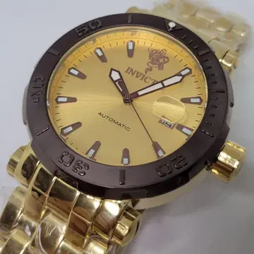 [ 완판 한정판 모델 ] 인빅타 48mm 씨 베이스 오토 골드 & 퍼플