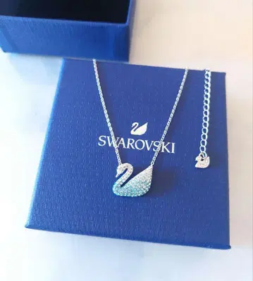 새상품 SWAROVSKI Iconic Swan 목걸이 스와로브스키