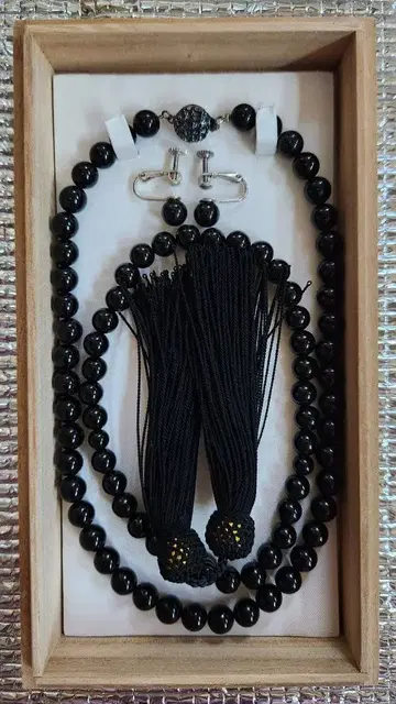 오닉스 장례 3종 세트