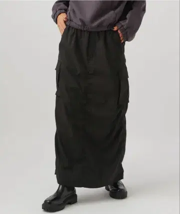 [ 미사용 새상품 ] BAYFLOW 속기모 카고 스커트