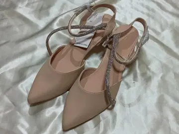 새상품 여성용 스트랩 펌프스 23.5cm