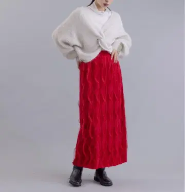 Eimee Law 웨이브 자수 벨로아 복싱 스커트