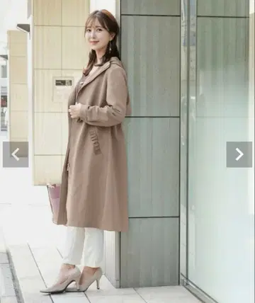 새상품급 마운틴 파카 포켓 프릴 롱 le reve vaniller