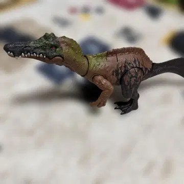 마텔 쥬라기 월드 이리타토르