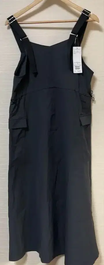 사만다 모스모스 블루 허리 드로스트 오버롤 스커트 차콜