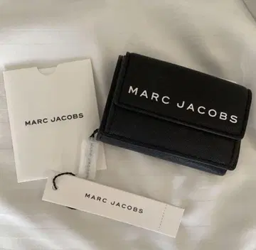 마크제이콥스 미니 지갑