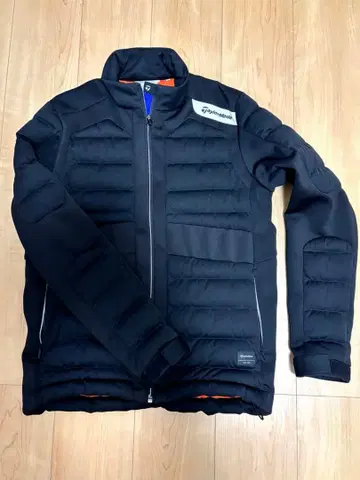 TaylorMade 블랙 패딩 자켓
