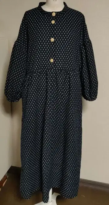 눈아이 무늬 리메이크 하늘하늘 롱 원피스