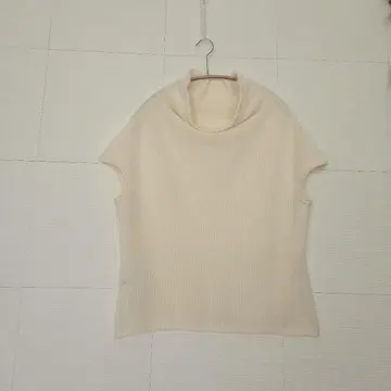 센소유니코 캐시미어 니트 베스트 아이보리