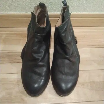 yukoimanishi 유코이마니시 숏부츠