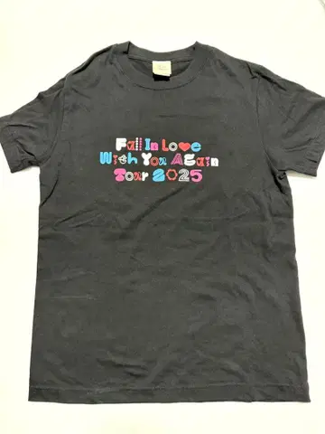 니시노 카나 2025 투어 로고 티셔츠 블랙 S 사이즈