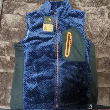 기무라 타쿠야 착용 워크맨 뒷면 알루미늄 다이아 플리스 베스트