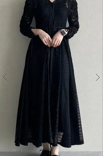 mysty woman 미스티우먼 이너 포함 레이스 원피스