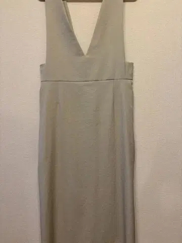 [ 미사용 ] HUMAN WOMAN 오버롤 스커트 아이보리 M 사이즈