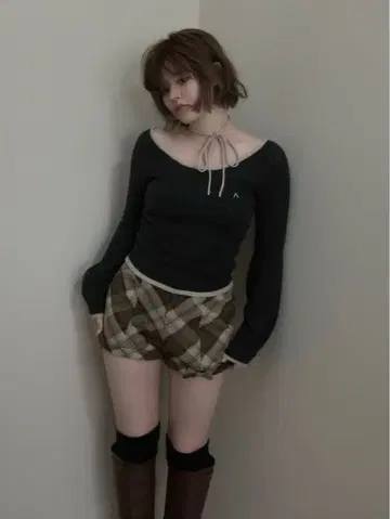 ANDMARY Milly 크로셰 니트 탑