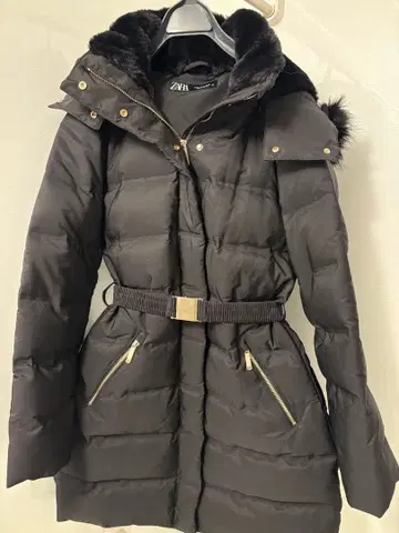 [ 미사용 새상품 ] ZARA 벨트 포함 다운 코트 블랙 XS