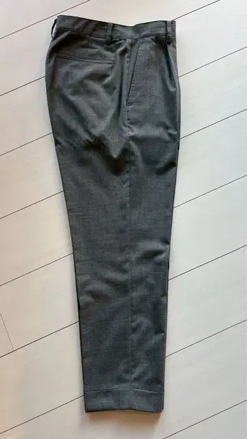 BEAMS PLUS / 1 플리츠 컴뱃 울 트로피컬