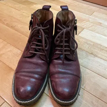 다크 브라운 가죽 숏부츠