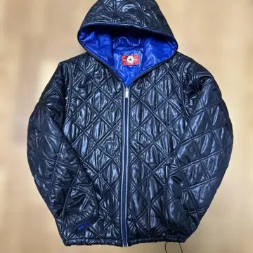 블랙 후드 부착 다운 자켓