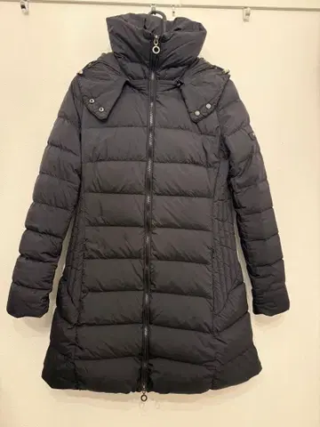 타트라스 다운 코트 블랙