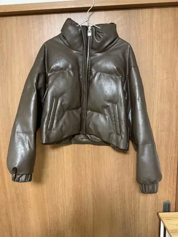 EKCOOKIES 숏 다운 자켓