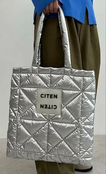 [ 새상품 택 포함 ] CITEN 시텐 퀼팅 토트백 실버