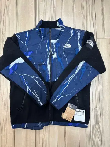 [ 새상품 ] THE NORTH FACE 번개 무늬 플리스 자켓 XXL