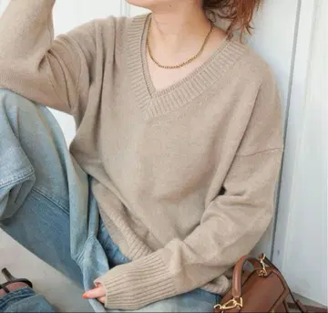 Spick and Span 울 캐시미어 V넥 니트