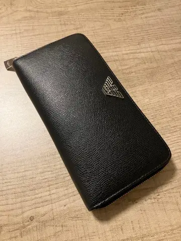 엠포리오 아르마니 장지갑 라운드 지퍼 빅 사이즈