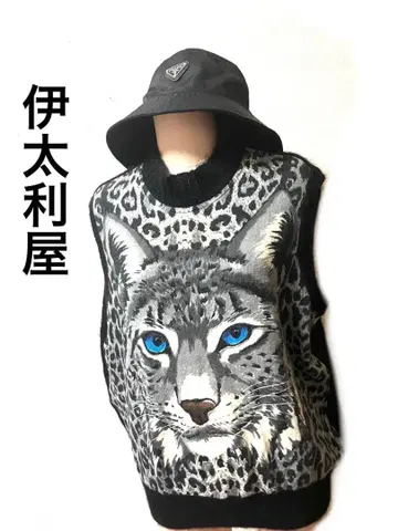 이타리야 니트 베스트 라이온 패턴