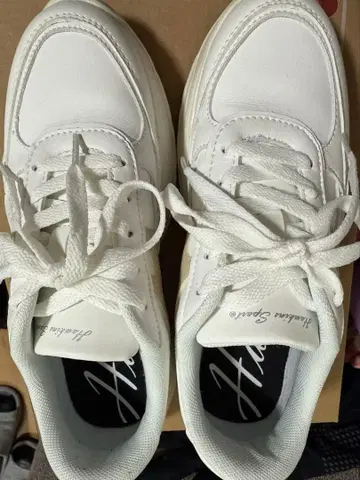 호킨스 스포츠 화이트 스니커즈 24cm