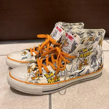 톰과 제리 하이컷 스니커즈 컨버스