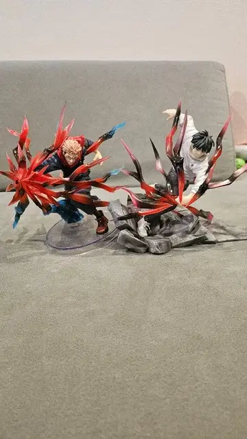 주술회전 이타도리 유우지 옷코츠 유타 흑섬 피규어 2체 세트