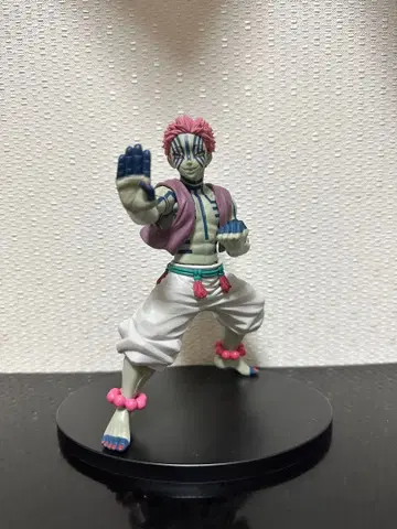 [ 새상품급! ] 귀멸의 칼날 아카자 피규어