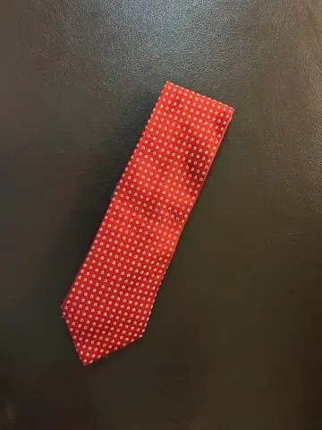 Salvatore Ferragamo 빨간색 꽃 패턴 넥타이