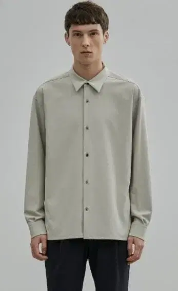 UNITED TOKYO 아우트 라스트 롱 슬리브 셔츠