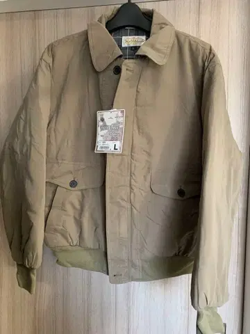 남성용 베이지 점퍼 L 사이즈