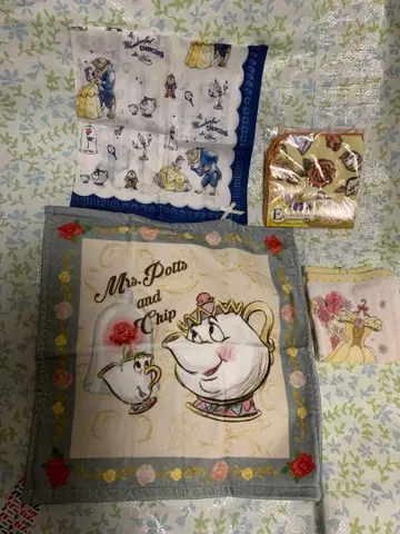 디즈니 새상품 2개 미녀와 야수 손수건 & 타월 손수건 4장