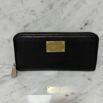 MICHEAL KORS 마이클코어스 라운드 지퍼 장지갑 블랙 금