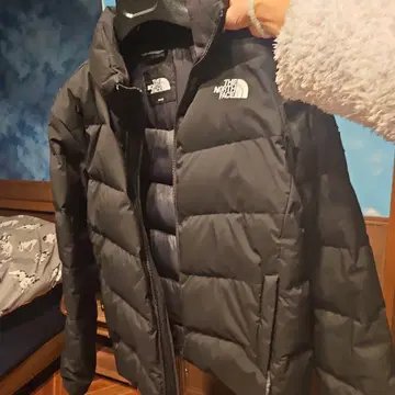 THE NORTH FACE 블랙 다운 자켓