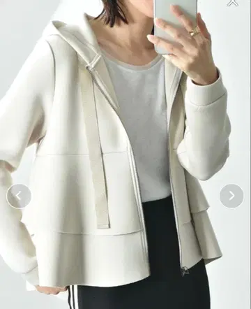 INTERPLANET 종이상자 니트 프릴 ZIP 후드티 베이지