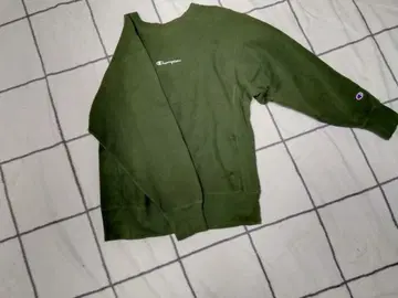 Champion 올리브 그린 트레이닝복