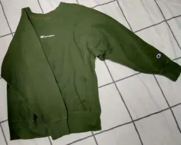 Champion 올리브 그린 트레이닝복