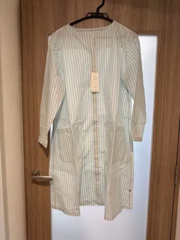 엔슈 직물의 huis 색스 스트라이프 원피스 새상품