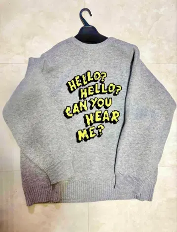 SPINNS의 2WAY! 앞뒤 착용 가능 빅 자카드 니트