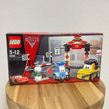 LEGO 8206 카즈 2 도쿄 핏스톱