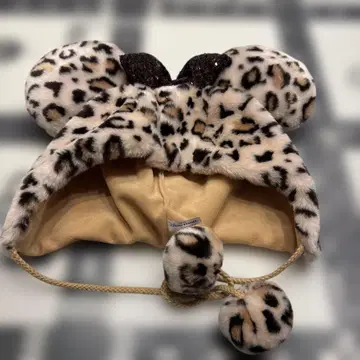 디즈니 레오파드 팬캡