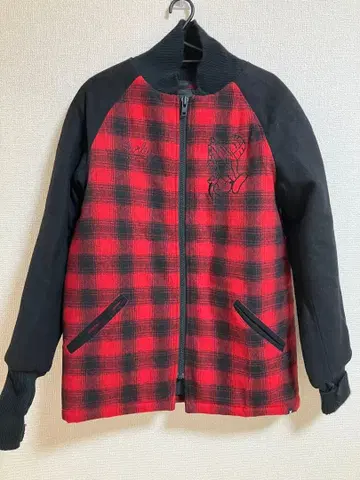 Hurley 체크 무늬 점퍼 빨검 M 사이즈